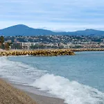 Apartment Pour 3 A Villeneuve-Loubet