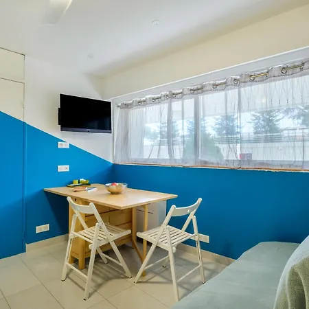 Apartment Pour 3 A *
