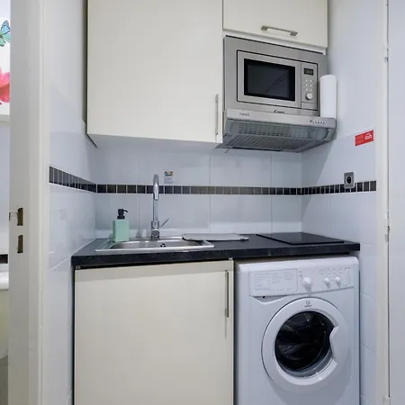 Pour 3 A Appartement